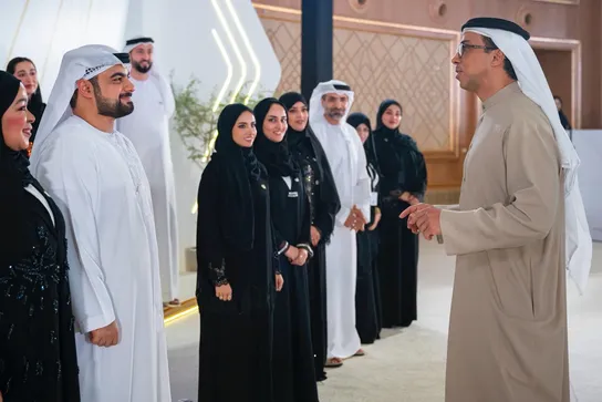 His Highness Sheikh Mansour bin Zayed Al Nahyan speaking with a group of Emirati professionals